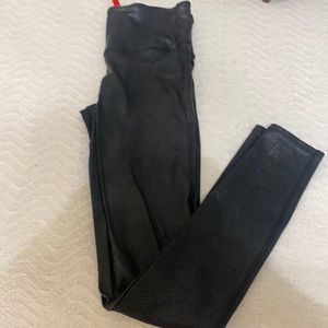 Spanx snakeskin legging